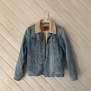 Levi’s Original Sherpa Trucker Jacket